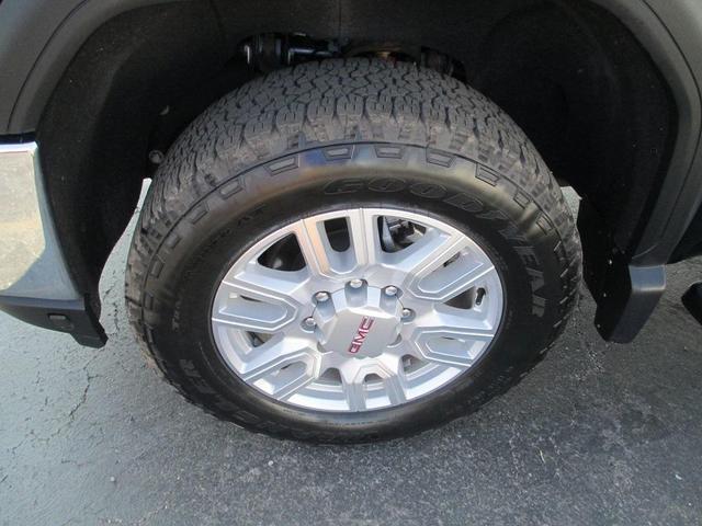Photo of 2021 Onyx Black GMC Sierra 2500