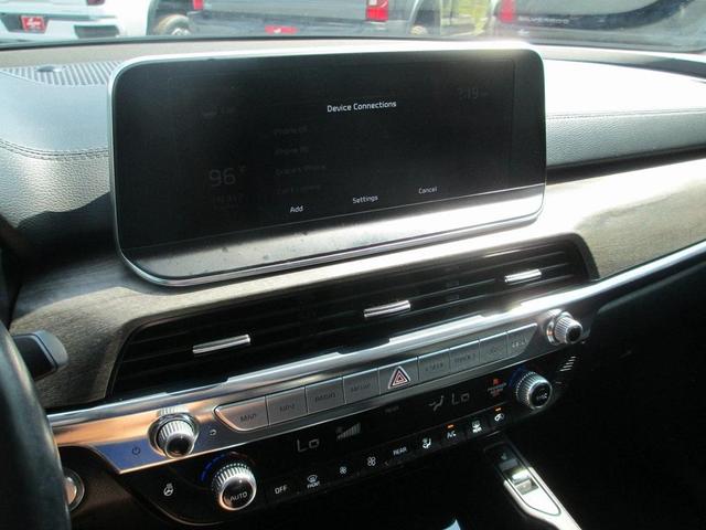 Photo of 2022 Ebony Black Kia Telluride