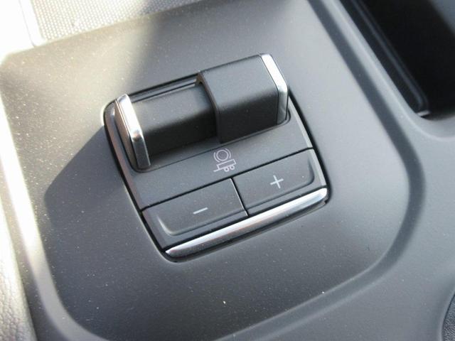 Photo of 2025 Summit White GMC Sierra 2500