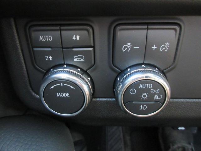 Photo of 2026 Summit White GMC Yukon