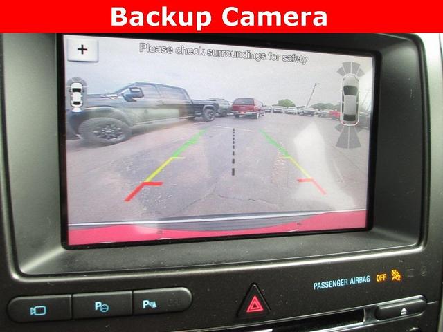 Photo of 2018 Shadow Black Ford Explorer