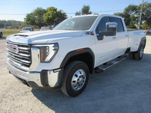 Photo of 2026 Summit White GMC Sierra 3500