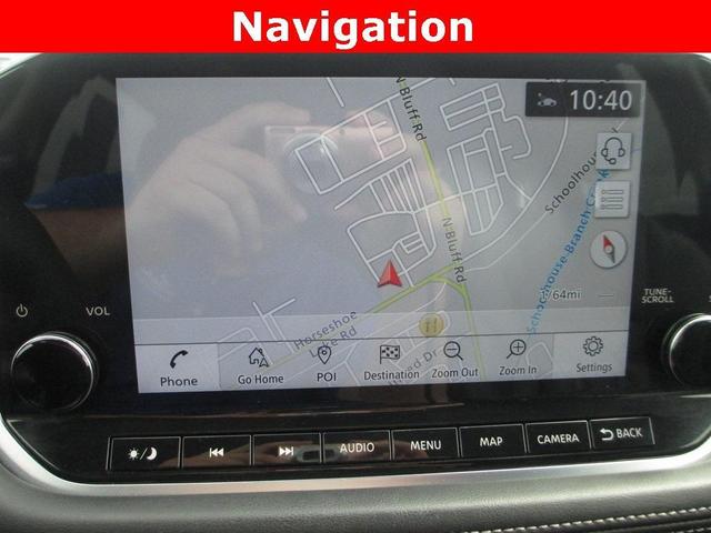 Photo of 2022 Champagne Silver Nissan Rogue