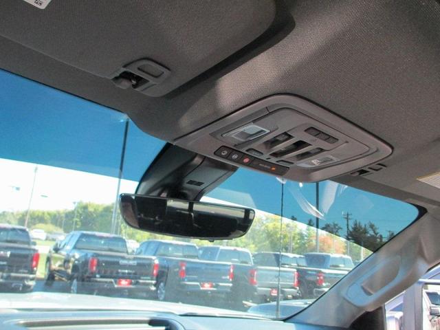Photo of 2023 Quicksilver Metallic GMC Sierra 2500