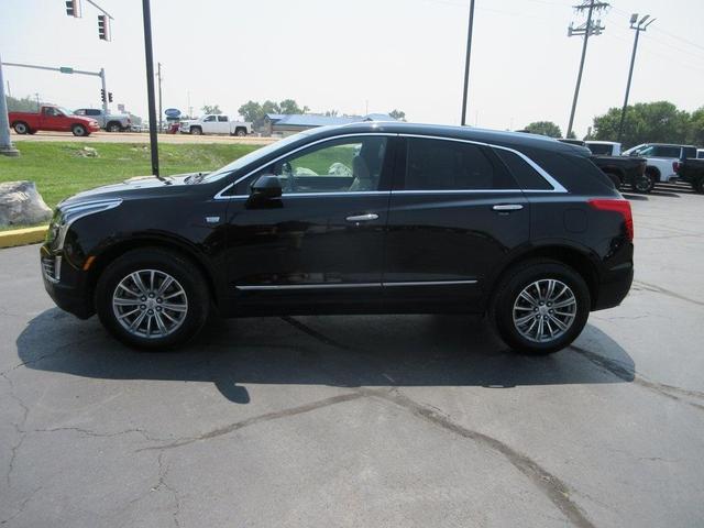 Photo of 2019 Stellar Black Metallic Cadillac XT5
