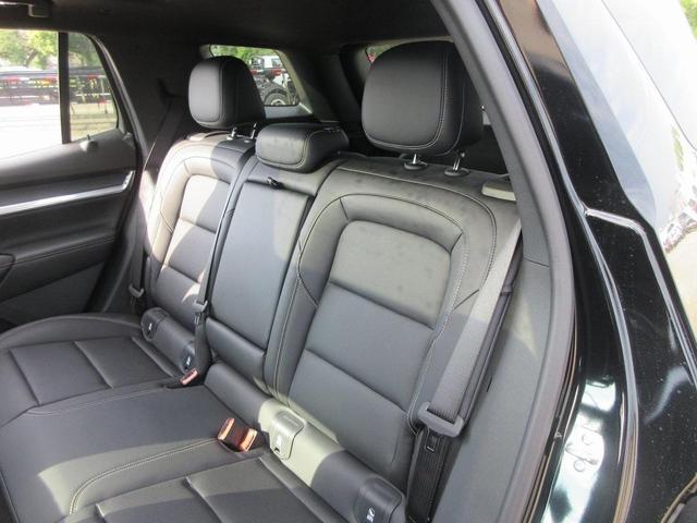Photo of 2026 Ebony Twilight Metallic GMC Terrain