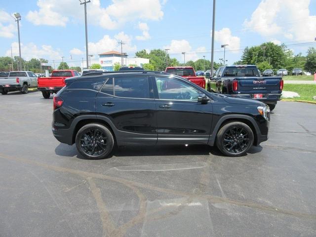 Photo of 2024 Ebony Twilight Metallic GMC Terrain