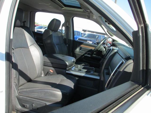 Photo of 2018 Bright White Clearcoat RAM 2500