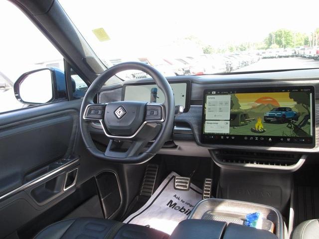Photo of 2022 Rivian Blue Rivian R1T