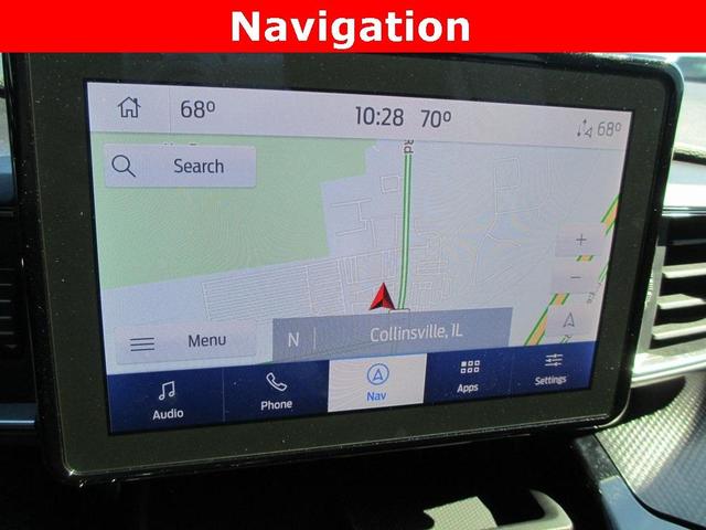 Photo of 2022 Star White Ford Explorer