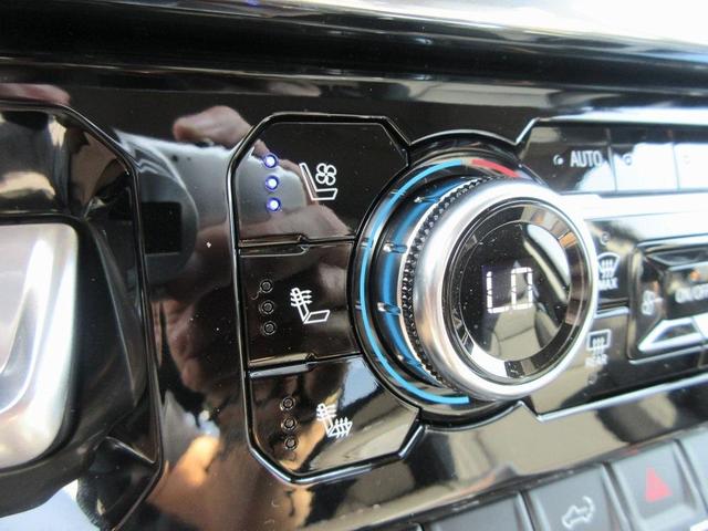 Photo of 2025 Summit White GMC Sierra 2500