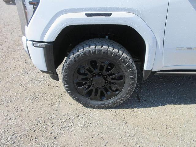 Photo of 2025 Summit White GMC Sierra 2500