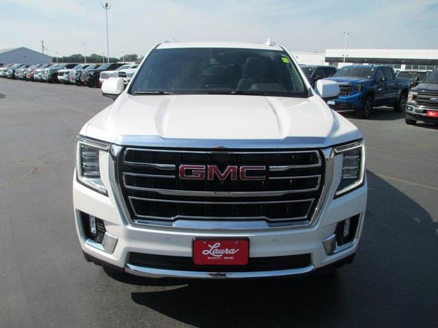Photo of 2021 White Frost Tri-Coat GMC Yukon XL