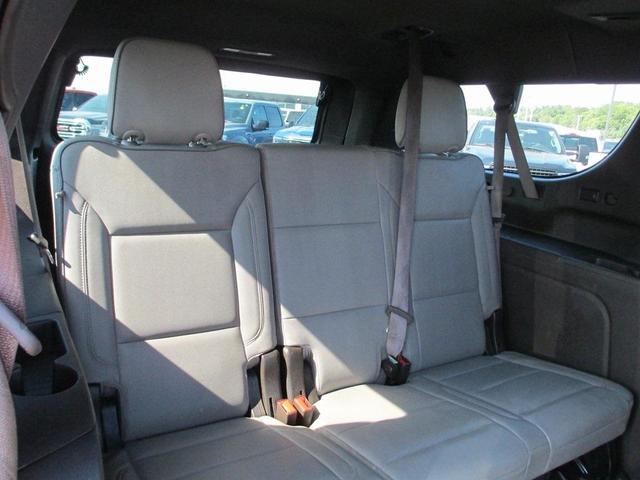 Photo of 2021 White Frost Tri-Coat GMC Yukon XL
