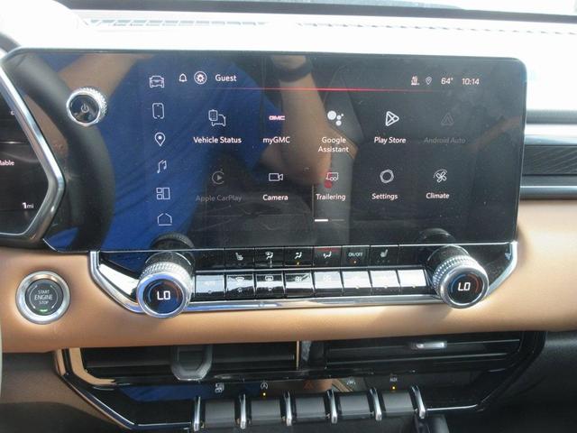 Photo of 2026 Onyx Black GMC Canyon