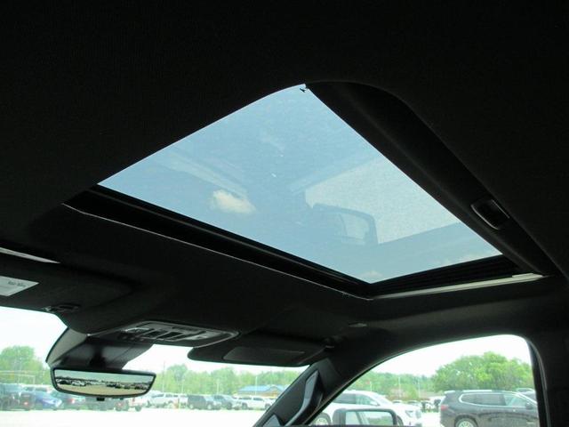 Photo of 2025 Onyx Black GMC Sierra 2500