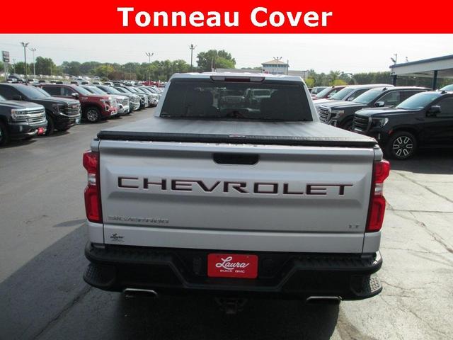 Photo of 2021 Silver Ice Metallic Chevrolet Silverado 1500