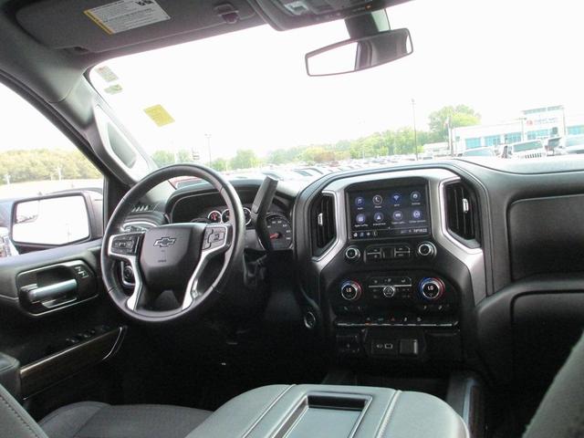 Photo of 2021 Silver Ice Metallic Chevrolet Silverado 1500