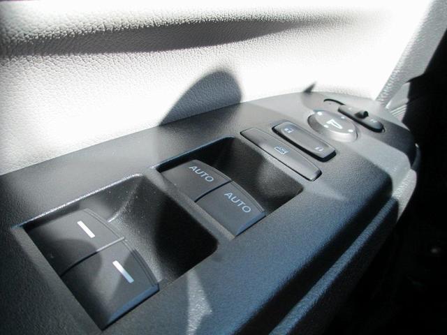 Photo of 2018 Modern Steel Metallic Honda CR-V