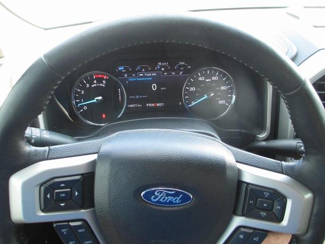 Photo of 2019 White Platinum Tri-Coat Metallic Ford F-250