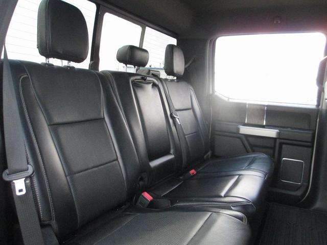 Photo of 2019 White Platinum Tri-Coat Metallic Ford F-250