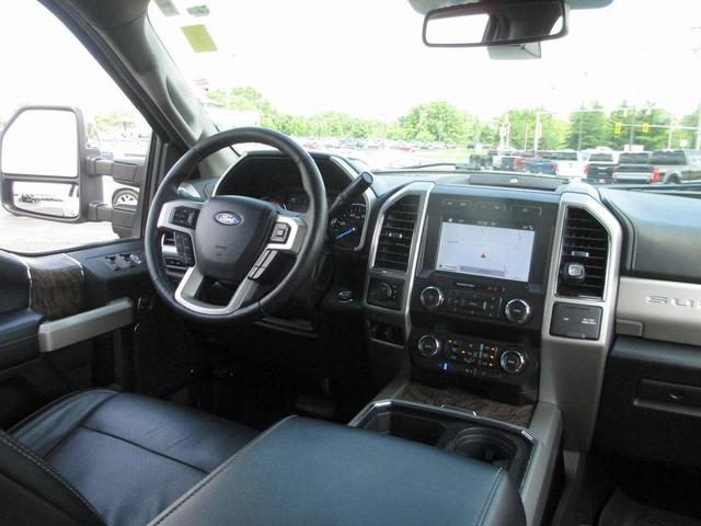 Photo of 2019 White Platinum Tri-Coat Metallic Ford F-250