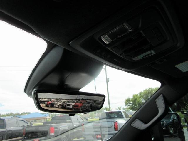 Photo of 2024 Summit White GMC Sierra 2500