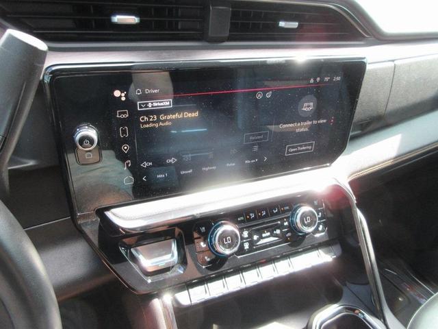 Photo of 2024 Summit White GMC Sierra 2500