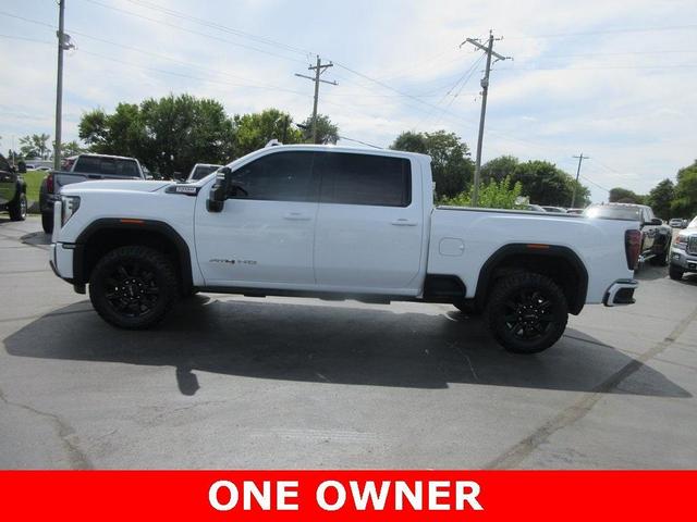 Photo of 2024 Summit White GMC Sierra 2500