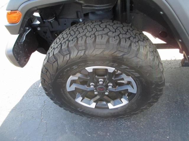 Photo of 2024 Bright White Clearcoat Jeep Wrangler