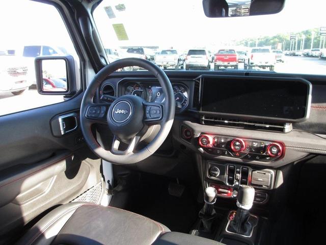 Photo of 2024 Bright White Clearcoat Jeep Wrangler