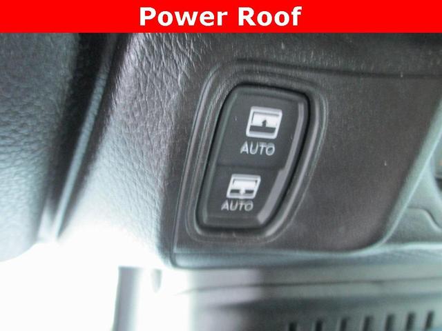 Photo of 2024 Bright White Clearcoat Jeep Wrangler