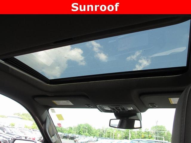 Photo of 2024 White Frost Tri-Coat GMC Sierra 1500