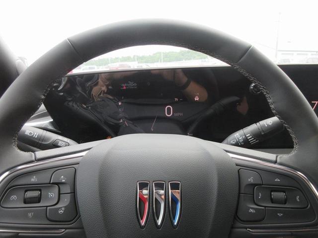 Photo of 2025 Ebony Twilight Metallic Buick Envista
