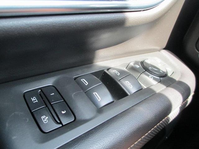 Photo of 2021 Onyx Black GMC Yukon