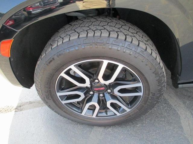 Photo of 2021 Onyx Black GMC Yukon