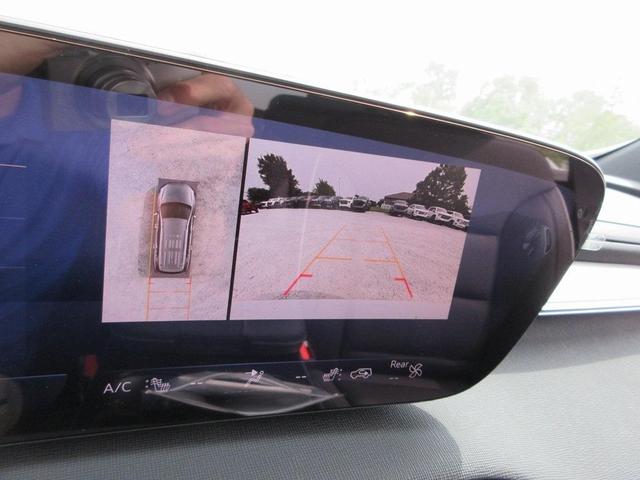Photo of 2025 Summit White Buick Enclave