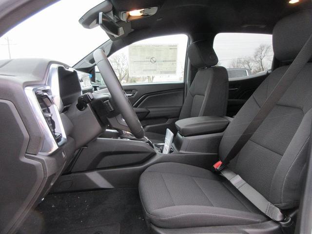 Photo of 2025 Summit White GMC Canyon