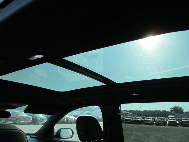 Photo of 2025 Ebony Twilight Metallic Buick Enclave