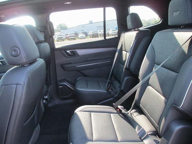 Photo of 2025 Ebony Twilight Metallic Buick Enclave