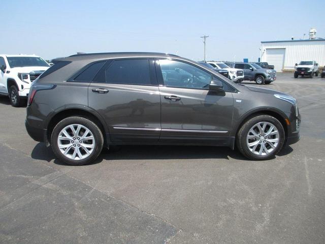 Photo of 2020 Dark Mocha Metallic Cadillac XT5