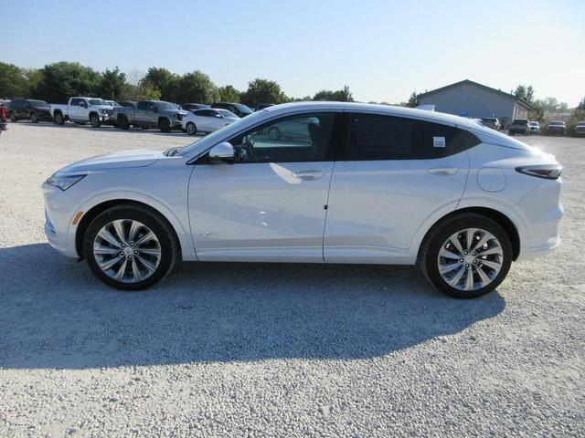 Photo of 2025 White Frost Tri-Coat Buick Envista