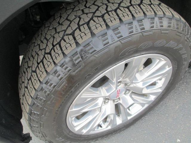 Photo of 2021 Hunter Metallic GMC Sierra 1500