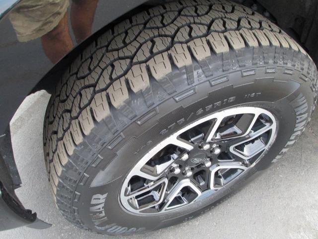 Photo of 2022 Agate Black Metallic Ford F-150