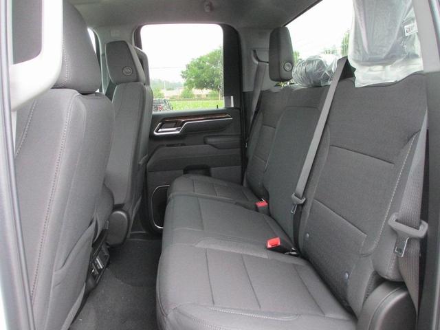 Photo of 2025 Summit White GMC Sierra 3500