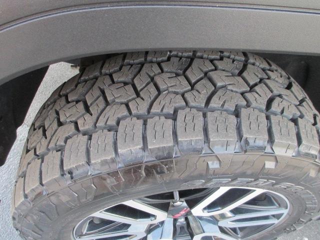 Photo of 2023 Volcanic Red GMC Sierra 1500