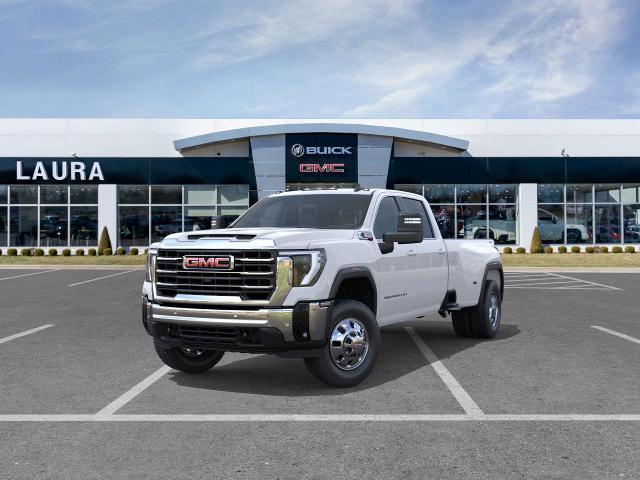 Photo of 2025 Summit White GMC Sierra 3500
