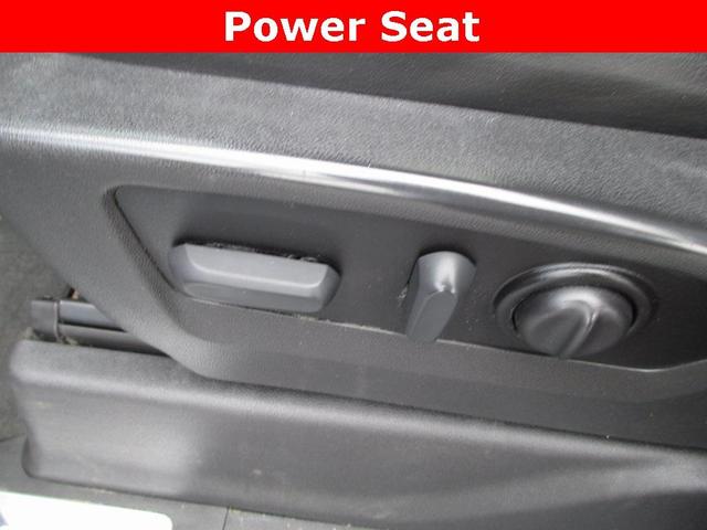 Photo of 2022 Summit White Chevrolet Silverado 2500