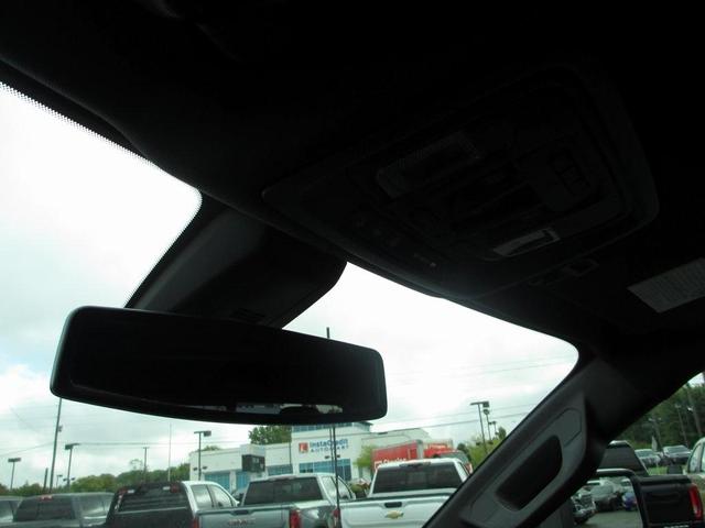 Photo of 2022 Summit White Chevrolet Silverado 2500