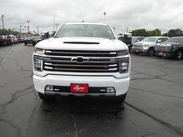 Photo of 2022 Summit White Chevrolet Silverado 2500